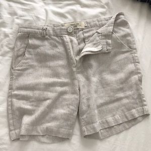 Linen shorts
